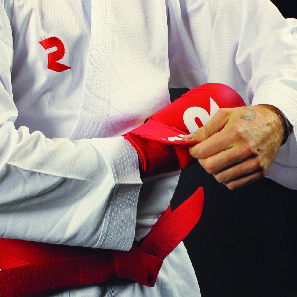 Gant de karaté rouge intégral Fightart – Agréé compétition