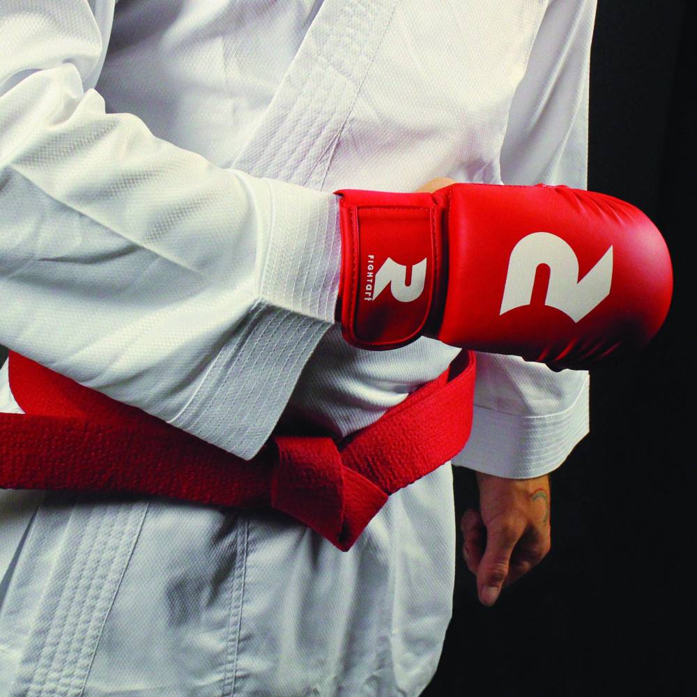 Gant de karaté rouge intégral Fightart – Agréé compétition